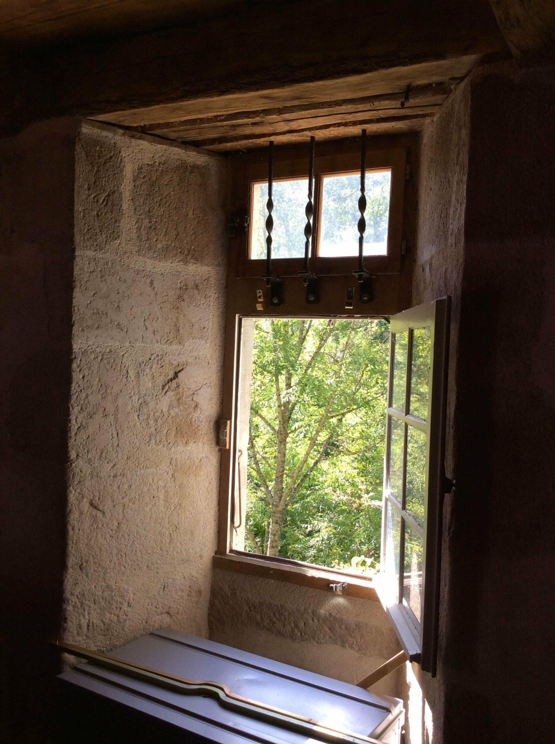 Grande maison de charme en Ardèche, Saint-Symphorien-de-Mahun, France,07290 — Saint symphorien de mahun — France