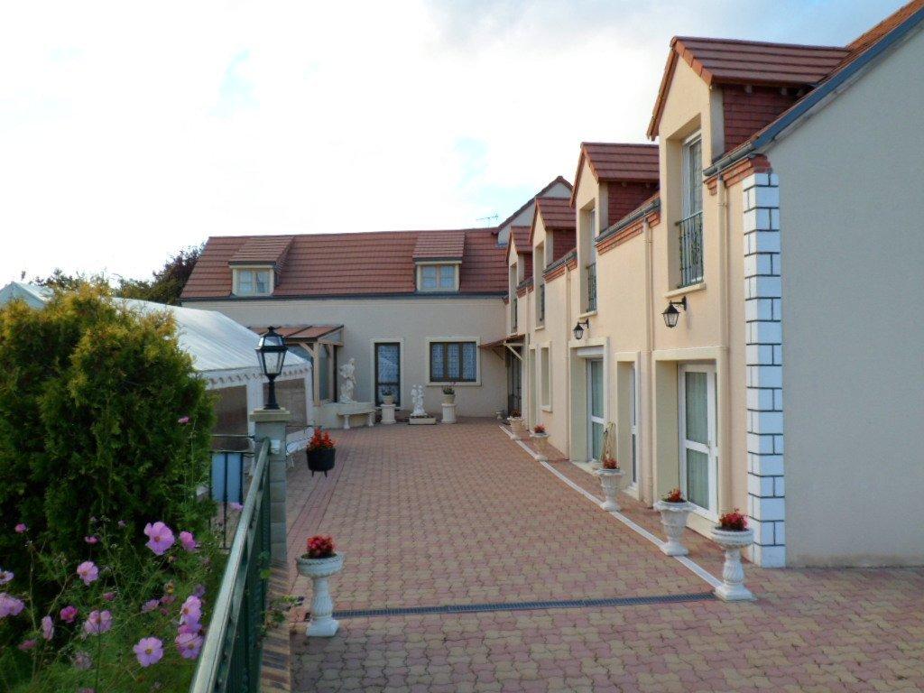 Chambres d hôtes / gite proche Vendôme, Centre-Val de Loire>Renay|Vendôme, France,41100 — Centre val de loirerenayvendome — France