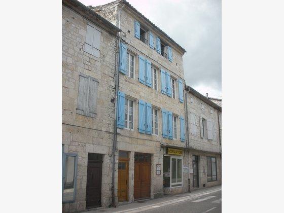 Bel immeuble de rapport Quercy Blanc (6,3%), Castelnau-Montratier, France,46170 — Castelnau montratier — France