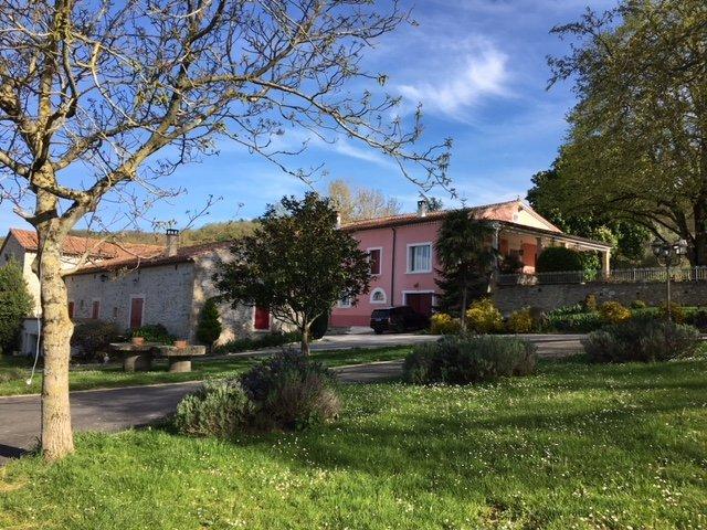Belle demeure entre Toulouse et Béziers, Escoussens, France,81290 — Escoussens — France