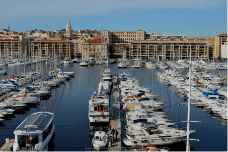 Duplex vue mer Marseille Vieux Port – Bail emphytéotique, , France,place aux huiles, marseille, france — Marseille — France